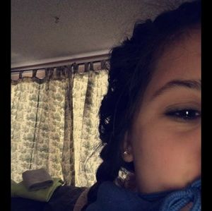 Meet your Posher, Jasmin